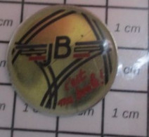 2020 Pin's Pins / Beau & Rare / SPORTS / BOULE DE PETANQUE  JB C'EST MA BOULE - Petanca