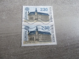 Macon - Bâtiment Postal - Europa Cept - 2f.30 - Yt 2642 - Brun, Noir Et Bleu Clair - Double Oblitérés - Année 1990 - - Gebraucht
