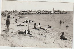 CPA PHOTO - ESPAGNE - CATALUNA - CALDETAS - Playa - Animation - 1960 - Altri & Non Classificati