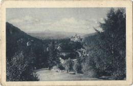 ROMANIA THE BRAN CASTLE, HOUSES, MOUNTAIN LANDSCAPE - Roumanie