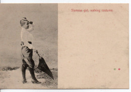 Carte Postale Ancienne Thaïlande - (Siam) Siamese Girl, Walking Costume - Thaïlande