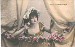 CPA Carte Postale France Fantaisie Pour Tes Beaux Yeux Une Jeune Femme Derrière Des Rideaux   VM79171 - Femmes