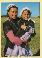 Folklore : Costumes Maraîchins / Vendée / Folklores De France - Costumes