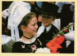 Folklore : Le Pays De Fouesnant / Bretagne En Fête  - Costumes