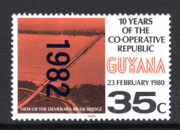 Guyana 1982 Date Overprint HM (SG 1001) - Guyana (1966-...)