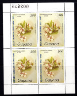 Guyana 1985 85th Birthday Of Queen Elizabeth The Queen Mother MS HM (SG MS1539) - Guyane (1966-...)