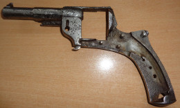 Carcasse De Revolver 1873 De Fouille - Armes Neutralisées