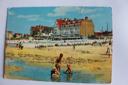 P-B 318 / Flandre Occidentale -  Coq S/ Mer - De Haan A/ Zee -  Strand En Zeedijk  Plage Et Digue - 1972 - De Haan