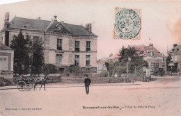 Beaumont Sur Sarthe - Hotel De Ville Et Place  - CPA °J - Beaumont Sur Sarthe