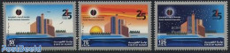 Kuwait 2005 25 Years Petroleum Corporation 3v, Mint NH - Kuwait
