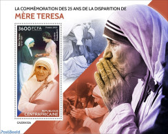 Central Africa 2022 25th Memorial Anniversary Of Mother Teresa, Mint NH, History - Kings & Queens (Royalty) - Nobel Pr.. - Familles Royales