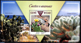 Guinea Bissau 2015 Cactus And Animals, Mint NH, Nature - Cacti - Reptiles - Cactusses