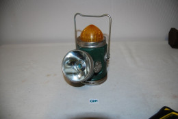 C211 Ancienne Petite Lampe De Secours - Chemin De Fer - Ferrovie