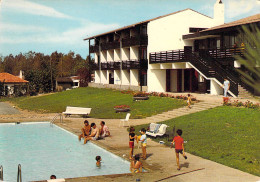 64 - Anglet - Le Hameau Du Soleil - Pavillon Central Et Piscine - Anglet