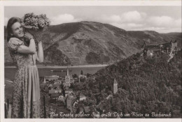 129584 - Bacharach - Frau Mit Trauben - Bacharach