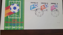 P) 1982 SINGAPORE, WORLD CUP SOCCER, COMMEMORATIVE STAMPS, FDC XF - Singapur (1959-...)