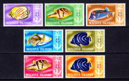 Maldives - Scott #214-220 - MNH - Small Crease #214 - SCV $28 - Malediven (1965-...)