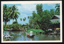 CPSM / CPM 10.5 X 15 Thaïlande (132)Thaï-woman Boat-Vendor Selling Fruits Ect. In One Of The Khlong (or Canal) - Tailandia