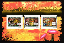Guinea 8858-8860 Postfrisch Kleinbogen / Pilze #HP060 - República De Guinea (1958-...)