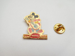 Beau Pin's, Disney , Mickey , Musique , Guitare , TAM NEMS 1991 , Signé HTD-1991 - Disney