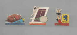 PINS PIN'S TENNIS  AUTO PEUGEOT AUTOMOBILE COUPE JOUEUR LOT 3 PINS - Tennis