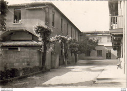 D64  SAINT PALAIS  Hôpital Sainte Élisabeth  Cour Des Hommes - Saint Palais