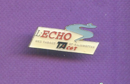 Rare Pins Politique Syndicat Cgt Tabacs Q402 - Amministrazioni