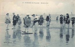 Scènes De Plage * 4 CPA De La Série * Pêche Pêcheurs Baigneurs Maillot De Bain Mode Enfants Adultes * 1908 - Visvangst