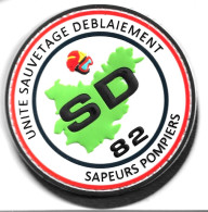 Ecusson PVC SAPEURS POMPIERS UNITE SAUVETAGE ET DEBLAIEMENT SD 82 - Brandweer