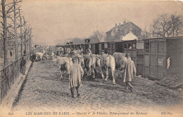 PARIS-75019- MARCHE DE LA VILLETTE, DEBARQUEMENT DES BESTIAUX - Paris (19)