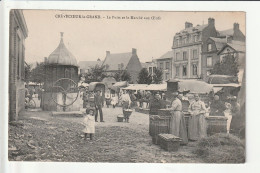 CP 60 CREVECOEUR LE GRAND Le Puits Et Le Marché Aux Oeufs - Crevecoeur Le Grand