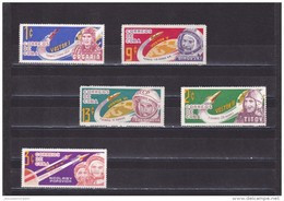 Cuba Nº 657 Al 659b Con Charnela - Unused Stamps