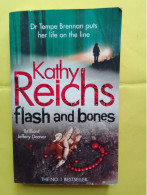 FLASH AND BONES / KATHY REICHS - Other & Unclassified
