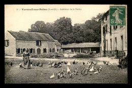 78 - VERNEUIL-SUR-SEINE - INTERIEUR DE LA FERME - POULES - Verneuil Sur Seine