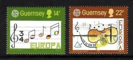GUERNSEY MI-NR. 322-323 POSTFRISCH EUROPA 1985 JAHR DER MUSIK - 1985