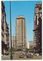 Madrid: PONTIAC PARISIENNE '63, SEAT 1500 TAXI . FIAT-SEAT 850 - José Antonio, Torre De Madrid - (Espana/Spain) - PKW