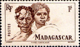 Madagascar Poste N** Yv:306 Mi:393 Types Sakalava - Ongebruikt