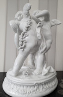 Capodimonté : Statue Porcelaine : Deux Amours Se Disputant Un Cœur Falconet - Capodimonte (ITA)