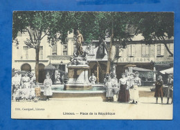 CPA - 11 - Limoux - Place De La République - Animée - Colorisée - Non Circulée - Limoux