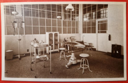 Entier Postal Anglais Timbré Sur Commande Illustré Salle D'opération Médecine Santé, Chaise Lampe Coton (1918) - Geneeskunde