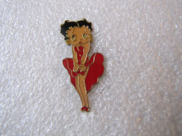 PIN'S    BD  BETTY  BOOP - Fumetti