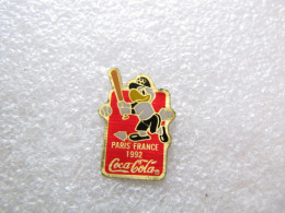 PIN'S   COCA COLA   PARIS FRANCE 92 BASE BALL - Coca-Cola