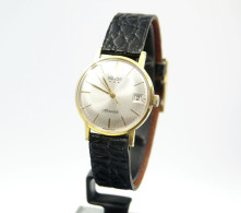 Watches : PONTIAC * * * MEMODATE HAND WIND - 1960-70's  - Original - Swiss Made - Running - Excelent Condition - Moderne Uhren