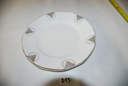 C213 Assiette - Vieux St Ghislain - Art De La Table - Andere & Zonder Classificatie