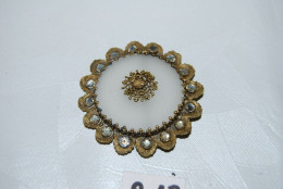 C213 Bijou - Belle Broche - Certies De Diamants De Fantaisie - Victorian - Brooches