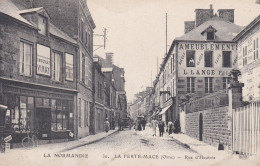 61 - La FERTE-MACE -  Rue D'Hautvie - La Ferte Mace