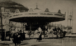 N53 - 38 - GRENOBLE - Isère - Carte Photo - Le Manège Des Chevaux De Bois Au Pied De La Bastille - Grenoble