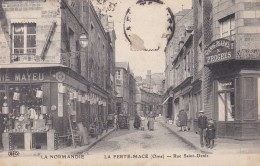 61 - La FERTE-MACE -  Rue St Denis - La Ferte Mace