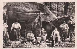 56 CAMORS    BAUD    Sabotiers Au Travail Dans La Forêt De Camors   2 SUP   PLANS  Années 50.   RARE - Baud