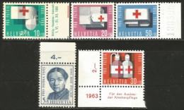 842 Suisse 1963 Centennaire Croix Rouge Red Cross Centenary Rotkreuze MNH ** Neuf SC (SUI-196) - Medicine